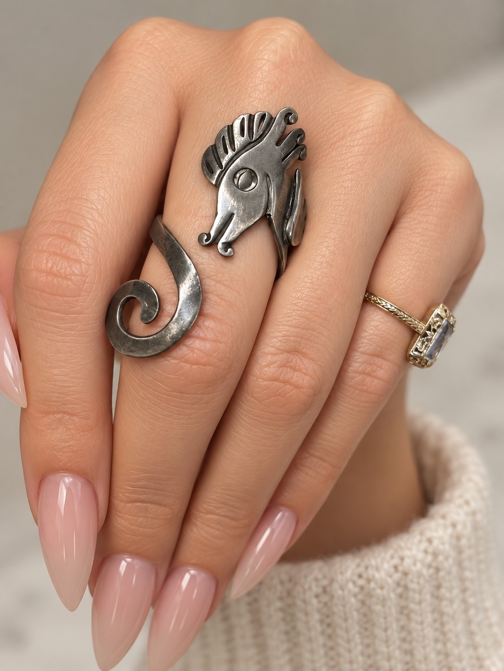 Vintage Mid-Century Taxco Mexican Modernist Sterling Silver Adjustable Seahorse - Picture 2 of 4